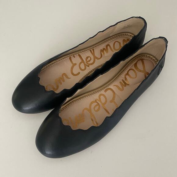 Sam Edelman Francis Ballet Flat Ballerina Black Round Toe Leather Scalloped 7.5 - Picture 5 of 8
